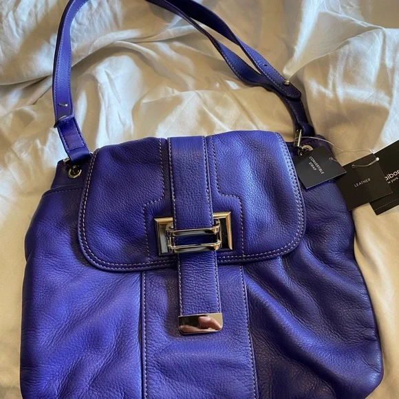 Liz Claiborne Leather purse - Picture 2 of 7